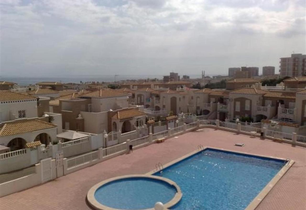 Villa Casa De Nelliken à Torrevieja Extérieur photo