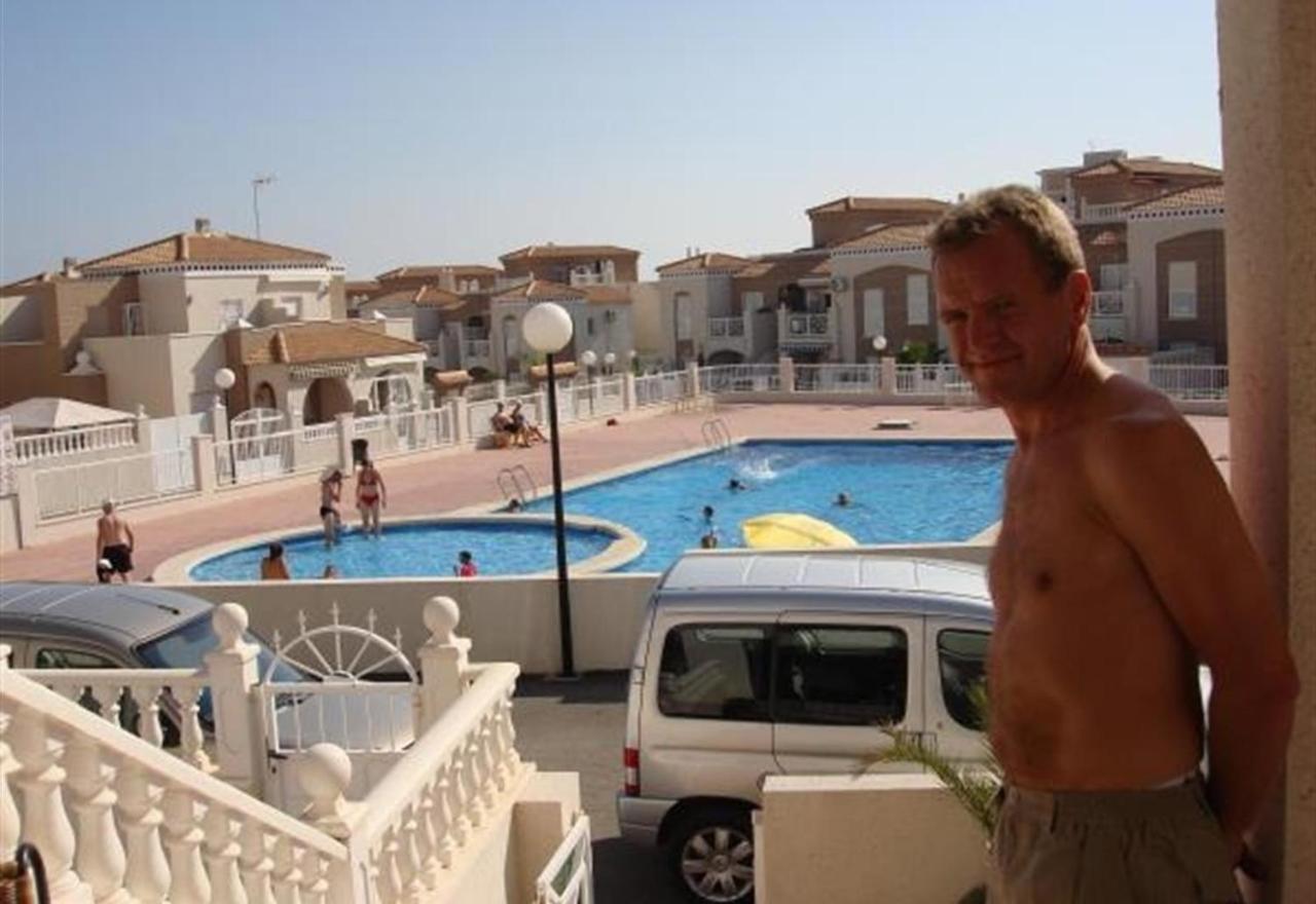 Villa Casa De Nelliken à Torrevieja Extérieur photo